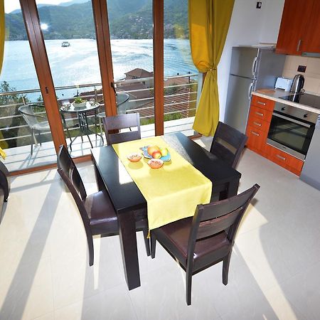 Tale House Montenegro Tivat Bagian luar foto