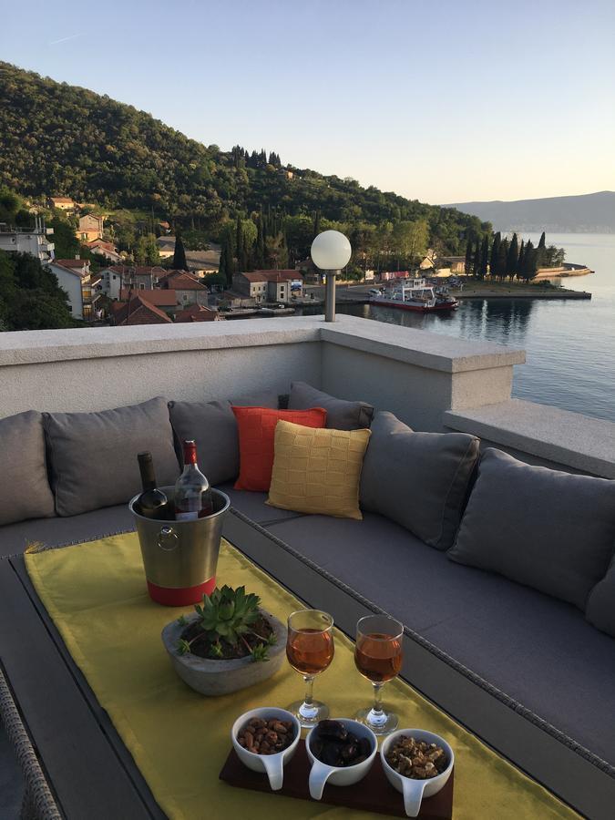Tale House Montenegro Tivat Bagian luar foto