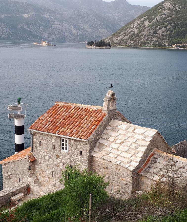 Tale House Montenegro Tivat Bagian luar foto