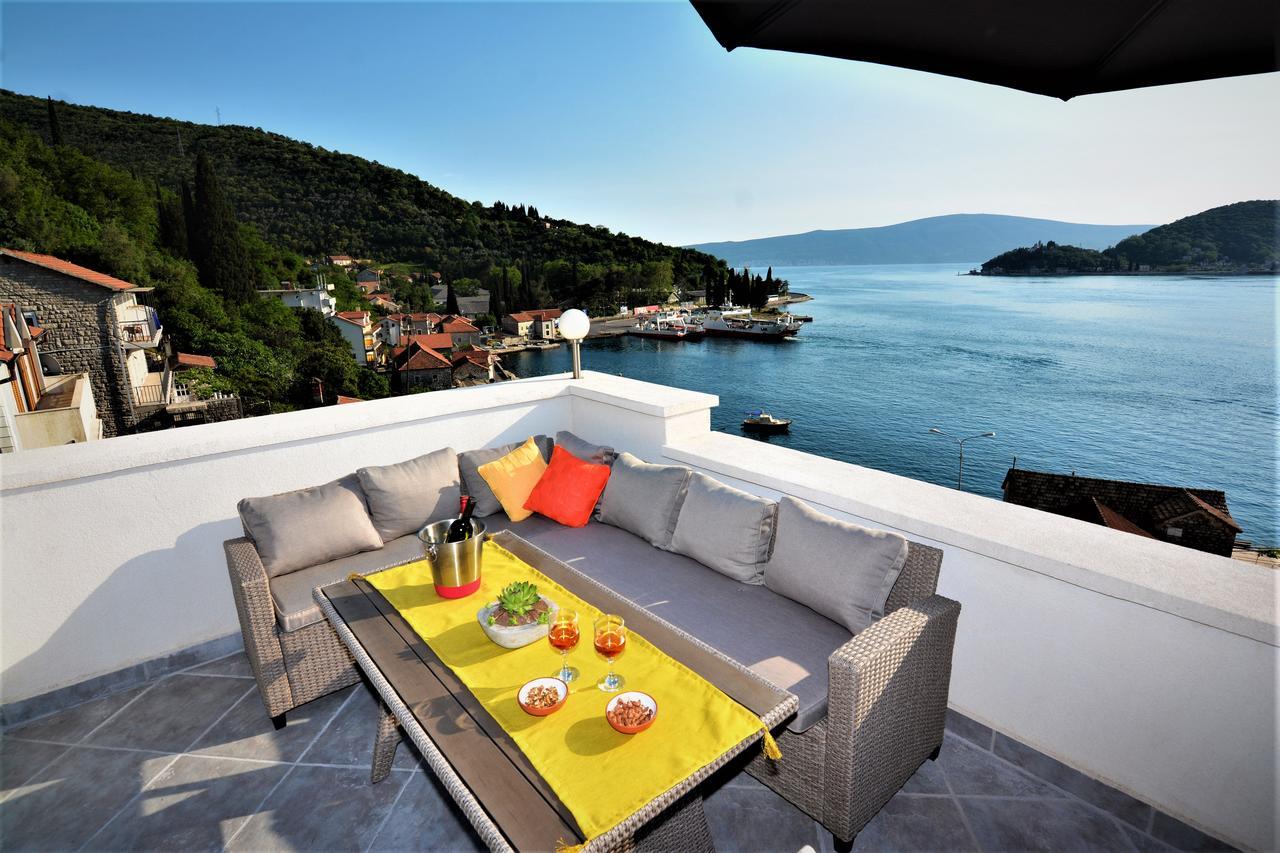 Tale House Montenegro Tivat Bagian luar foto