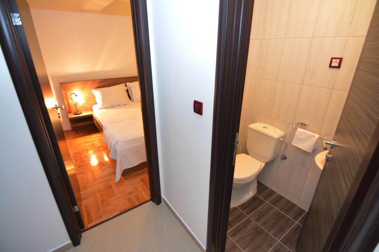 Tale House Montenegro Tivat Bagian luar foto