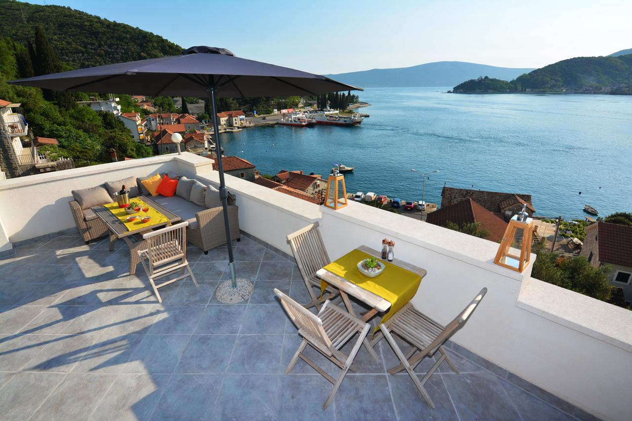 Tale House Montenegro Tivat Bagian luar foto