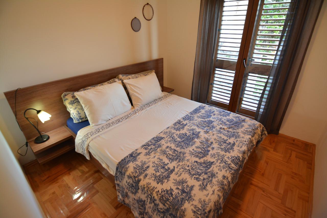 Tale House Montenegro Tivat Bagian luar foto