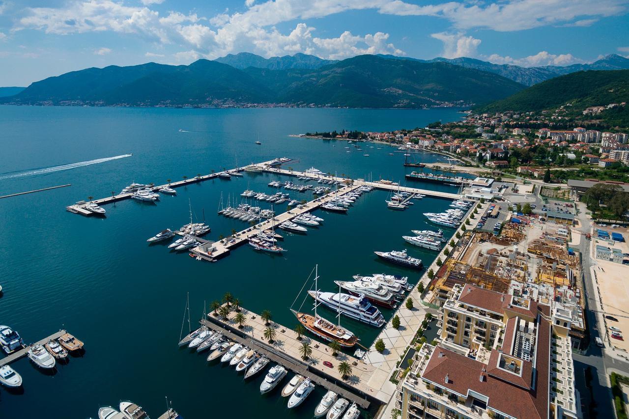 Tale House Montenegro Tivat Bagian luar foto