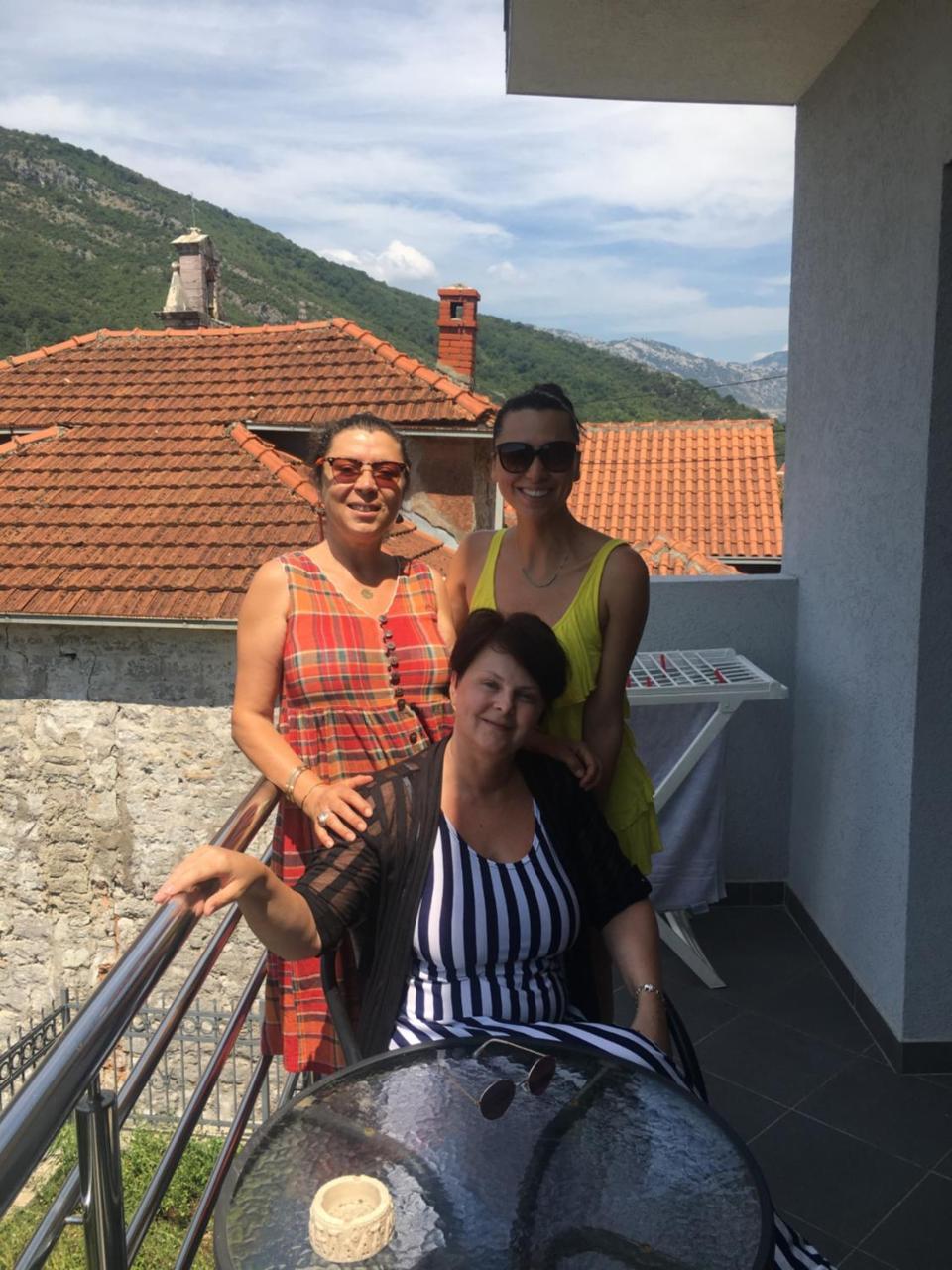 Tale House Montenegro Tivat Bagian luar foto
