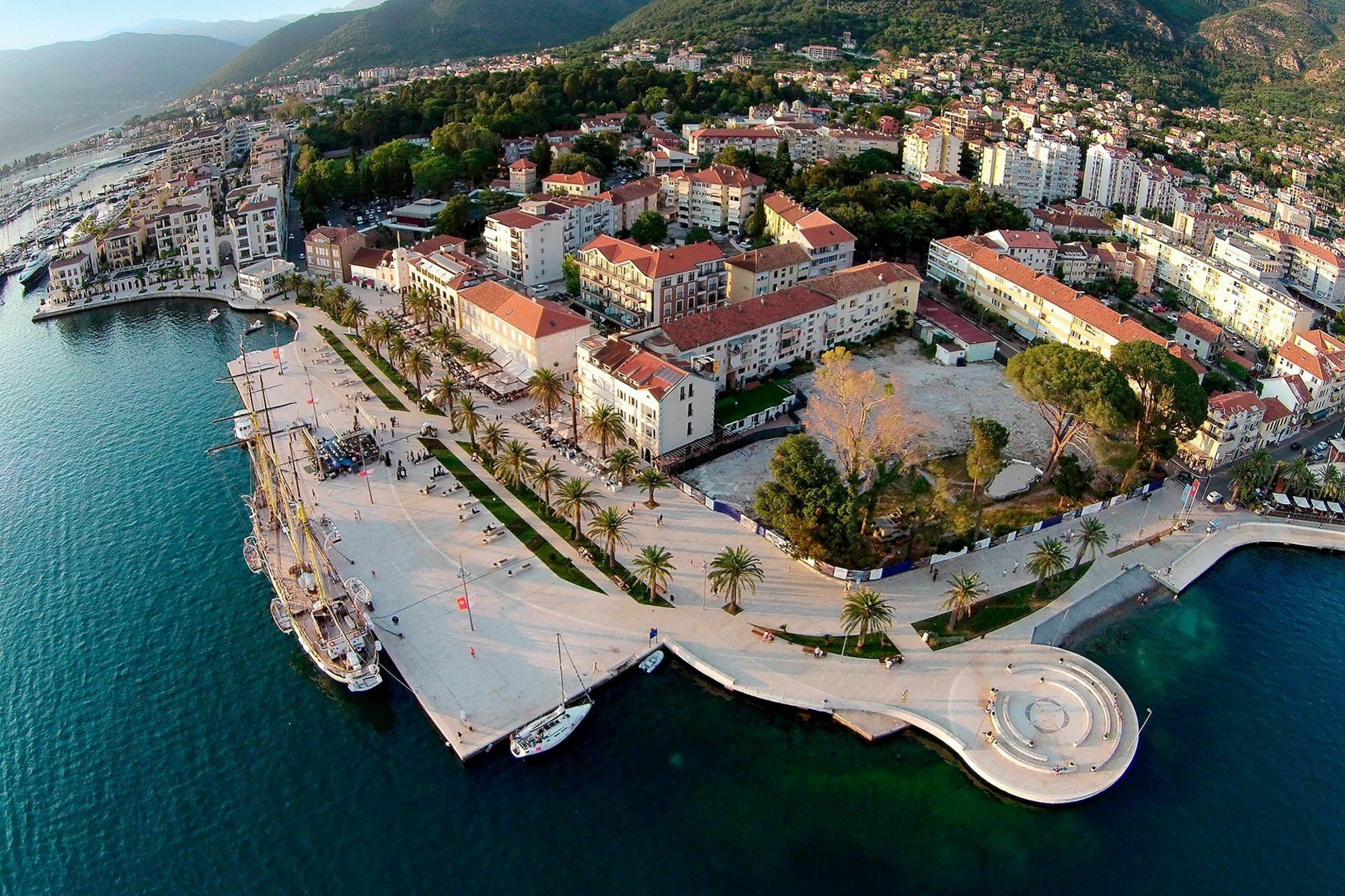 Tale House Montenegro Tivat Bagian luar foto